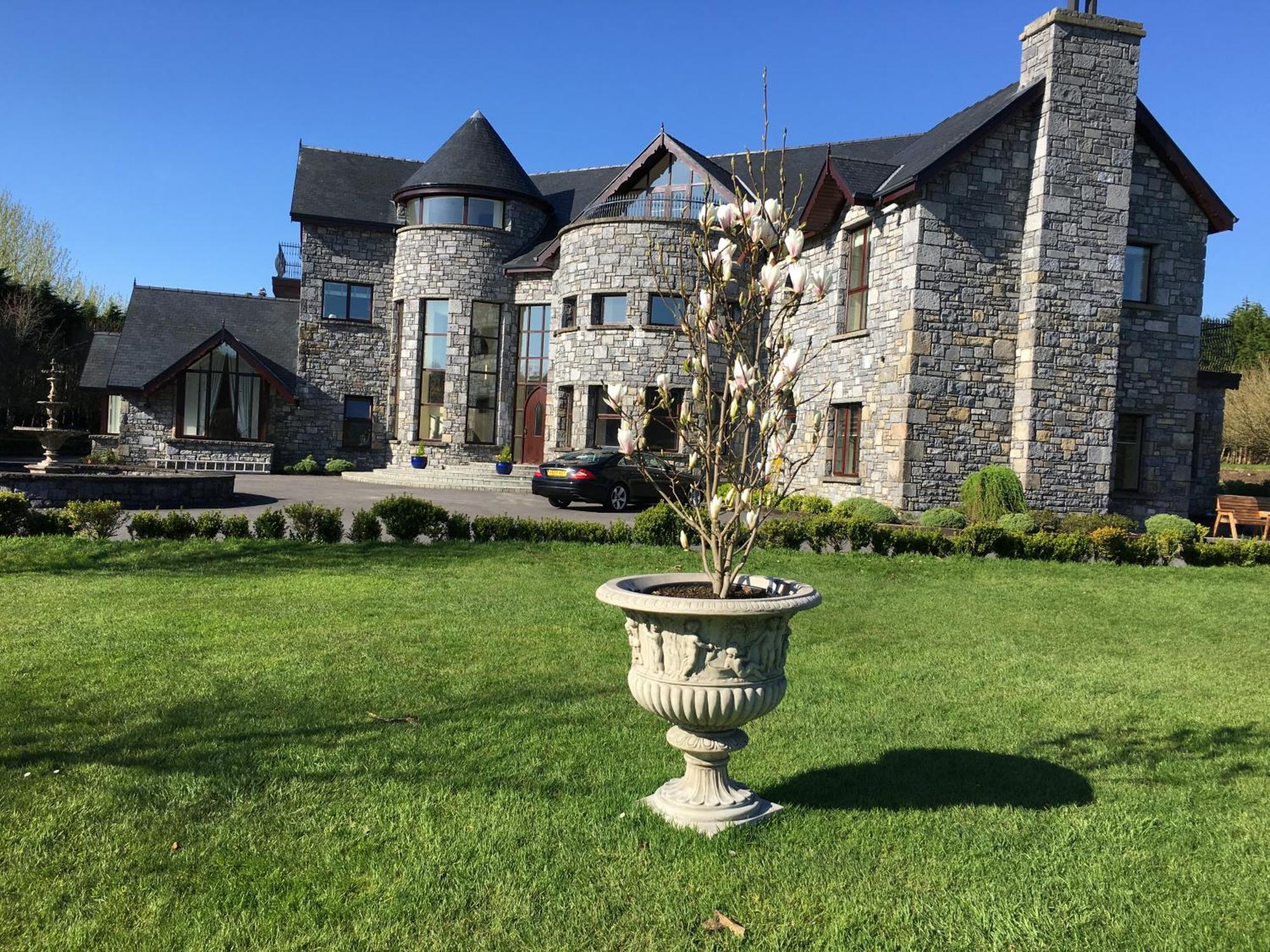 スライゴ Castledale Bed & Breakfast エクステリア 写真